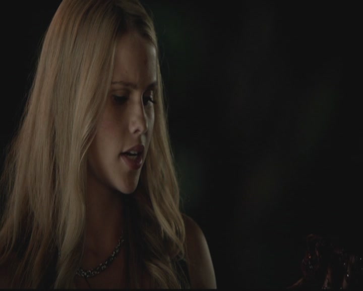 VampireDiariesWorld-dot-org_TheOriginals1x02HouseOfTheRisingSun1259.jpg