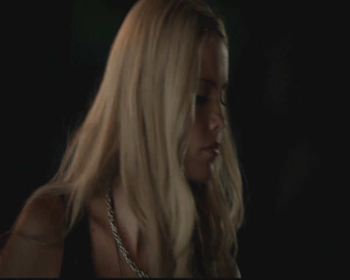 VampireDiariesWorld-dot-org_TheOriginals1x02HouseOfTheRisingSun1261.jpg