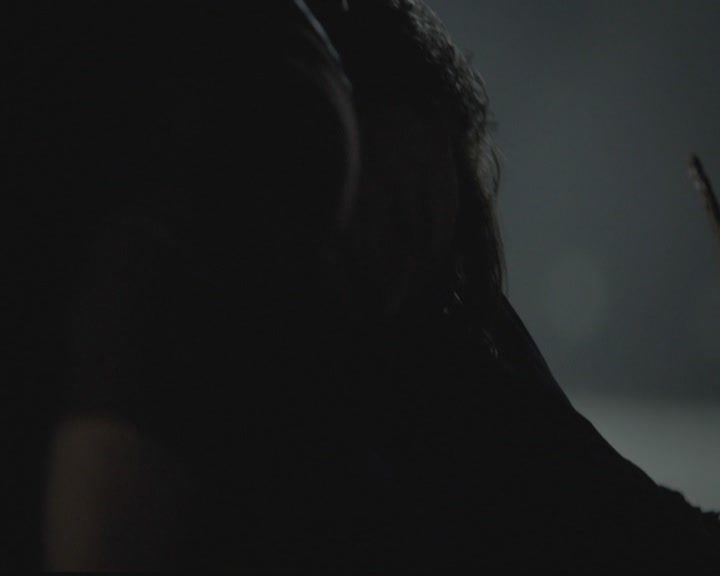 VampireDiariesWorld-dot-org_TheOriginals1x02HouseOfTheRisingSun1266.jpg