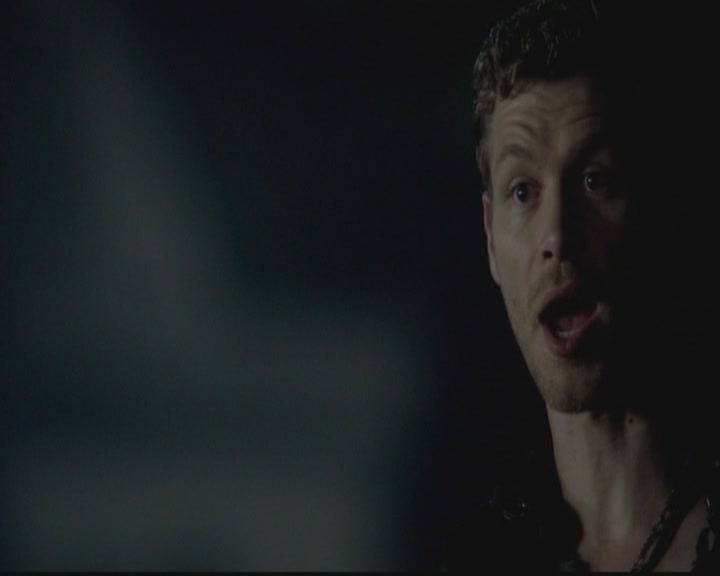 VampireDiariesWorld-dot-org_TheOriginals1x02HouseOfTheRisingSun1314.jpg