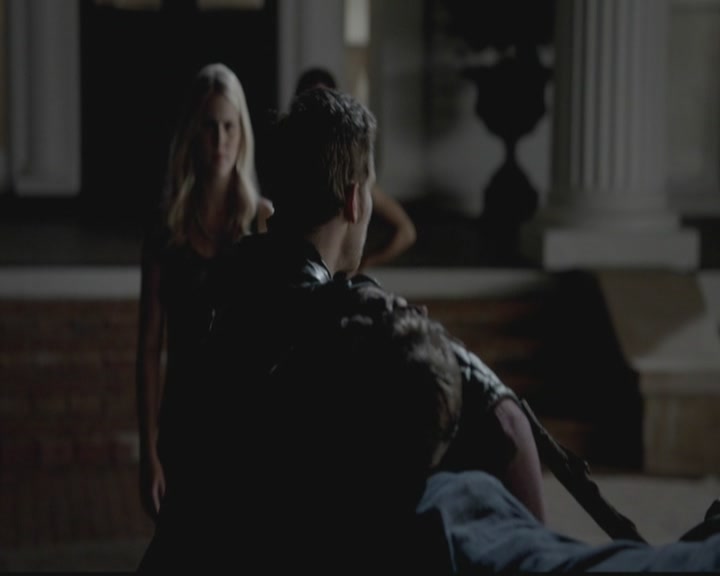 VampireDiariesWorld-dot-org_TheOriginals1x02HouseOfTheRisingSun1402.jpg
