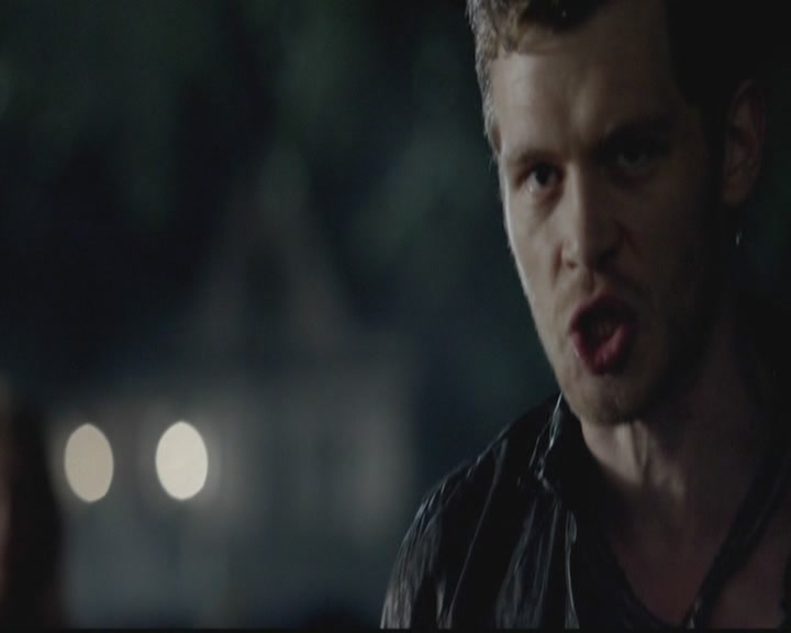 VampireDiariesWorld-dot-org_TheOriginals1x02HouseOfTheRisingSun1411.jpg