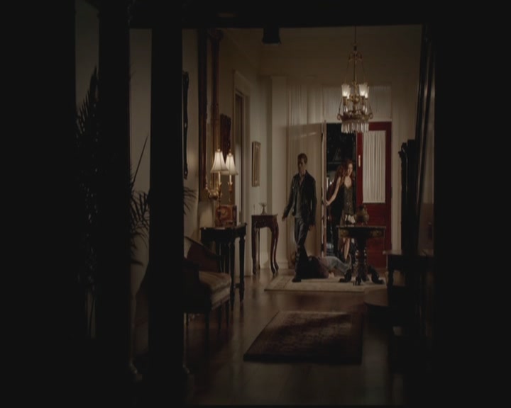 VampireDiariesWorld-dot-org_TheOriginals1x02HouseOfTheRisingSun1416.jpg