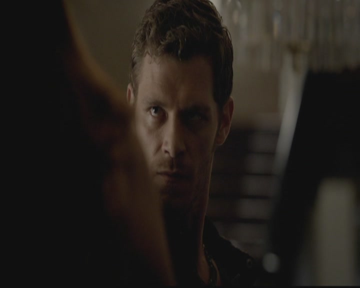 VampireDiariesWorld-dot-org_TheOriginals1x02HouseOfTheRisingSun1446.jpg