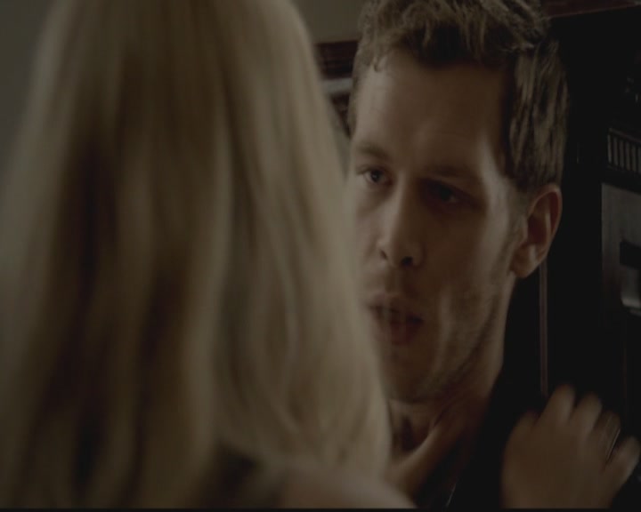 VampireDiariesWorld-dot-org_TheOriginals1x02HouseOfTheRisingSun1450.jpg