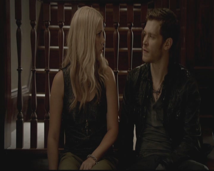 VampireDiariesWorld-dot-org_TheOriginals1x02HouseOfTheRisingSun1503.jpg