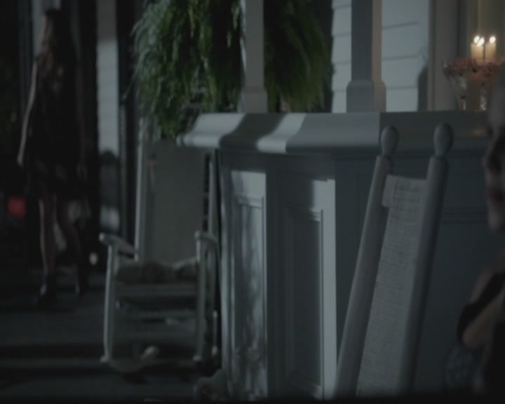 VampireDiariesWorld-dot-org_TheOriginals1x02HouseOfTheRisingSun1556.jpg