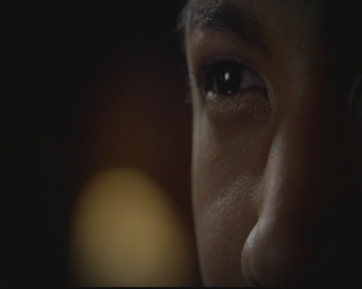 VampireDiariesWorld-dot-org_TheOriginals1x02HouseOfTheRisingSun1820.jpg