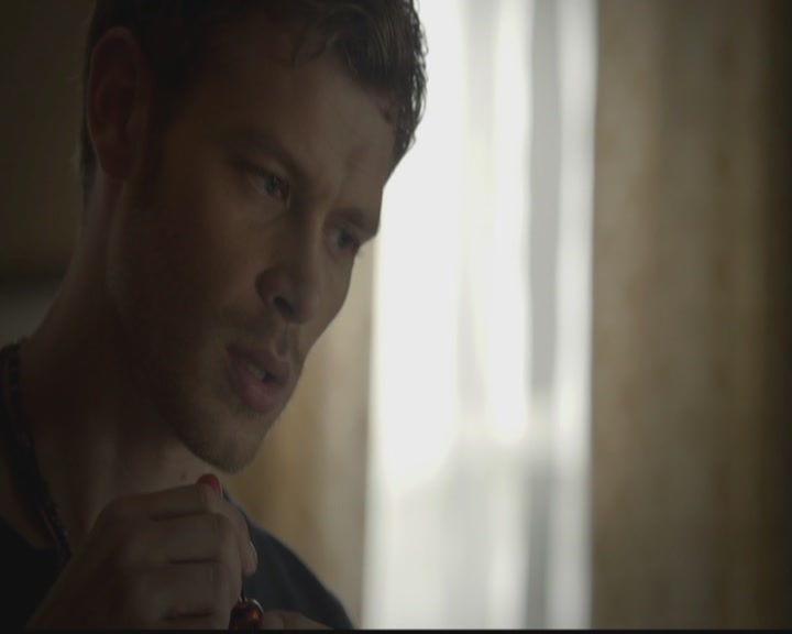VampireDiariesWorld-dot-org_TheOriginals1x02HouseOfTheRisingSun2024.jpg