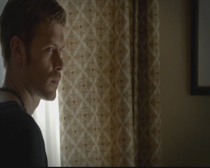 VampireDiariesWorld-dot-org_TheOriginals1x02HouseOfTheRisingSun2053.jpg