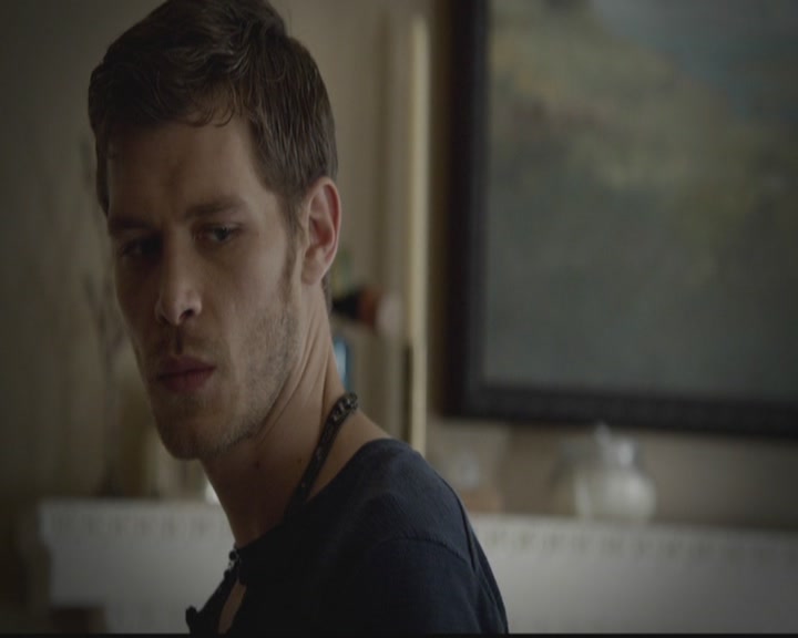 VampireDiariesWorld-dot-org_TheOriginals1x02HouseOfTheRisingSun2102.jpg