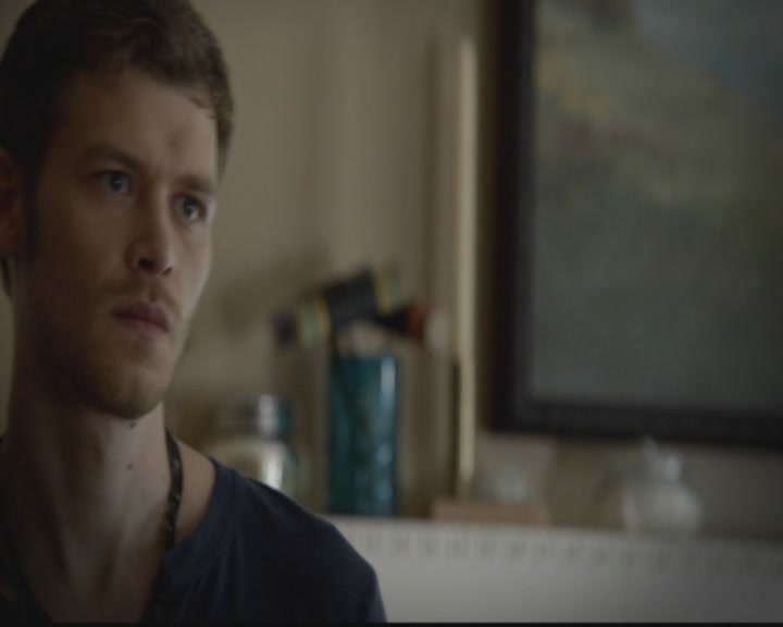 VampireDiariesWorld-dot-org_TheOriginals1x02HouseOfTheRisingSun2110.jpg
