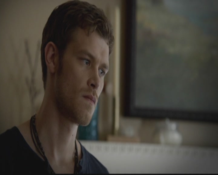 VampireDiariesWorld-dot-org_TheOriginals1x02HouseOfTheRisingSun2111.jpg