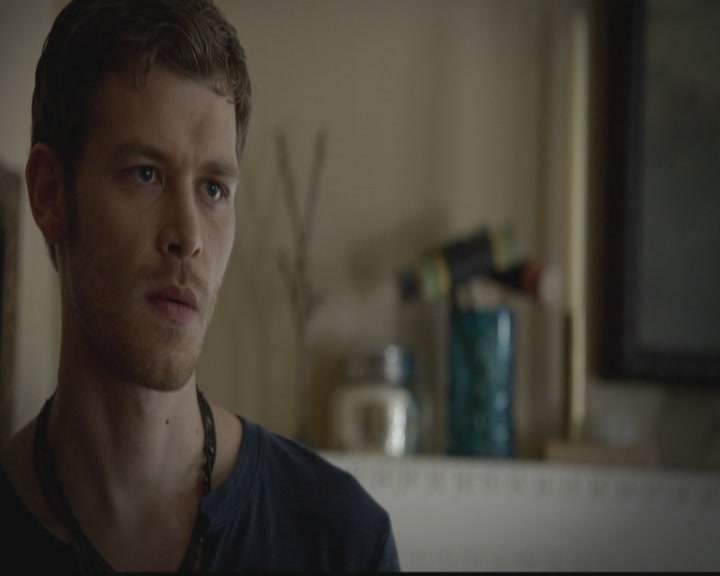 VampireDiariesWorld-dot-org_TheOriginals1x02HouseOfTheRisingSun2120.jpg
