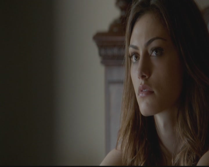 VampireDiariesWorld-dot-org_TheOriginals1x02HouseOfTheRisingSun2134.jpg
