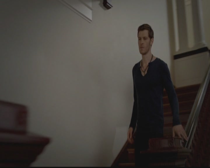 VampireDiariesWorld-dot-org_TheOriginals1x02HouseOfTheRisingSun2189.jpg