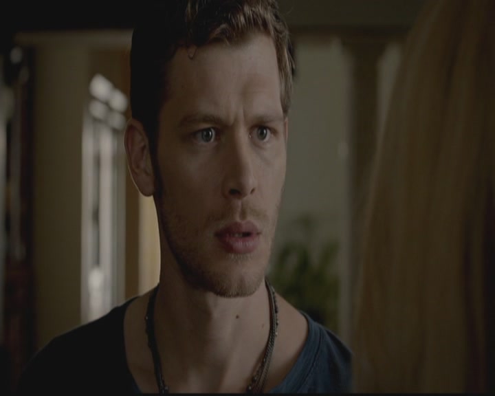 VampireDiariesWorld-dot-org_TheOriginals1x02HouseOfTheRisingSun2257.jpg