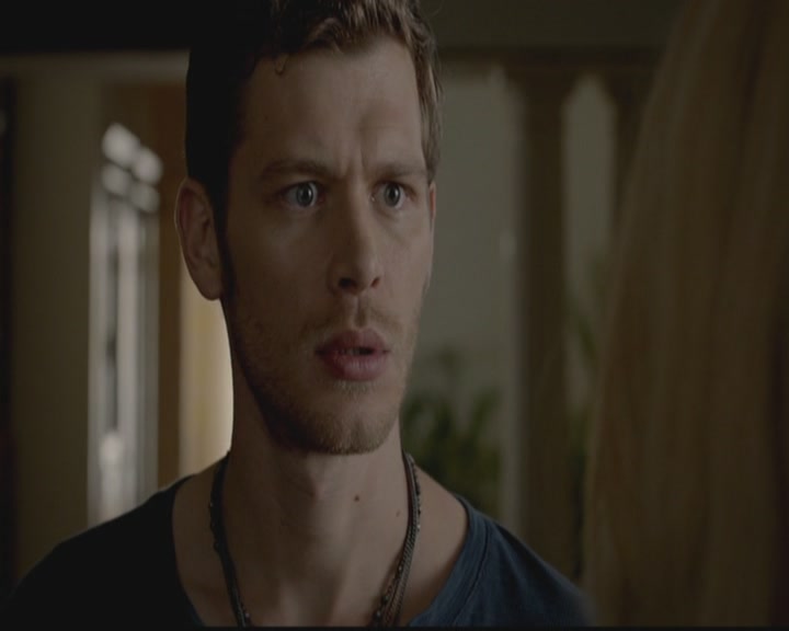 VampireDiariesWorld-dot-org_TheOriginals1x02HouseOfTheRisingSun2258.jpg