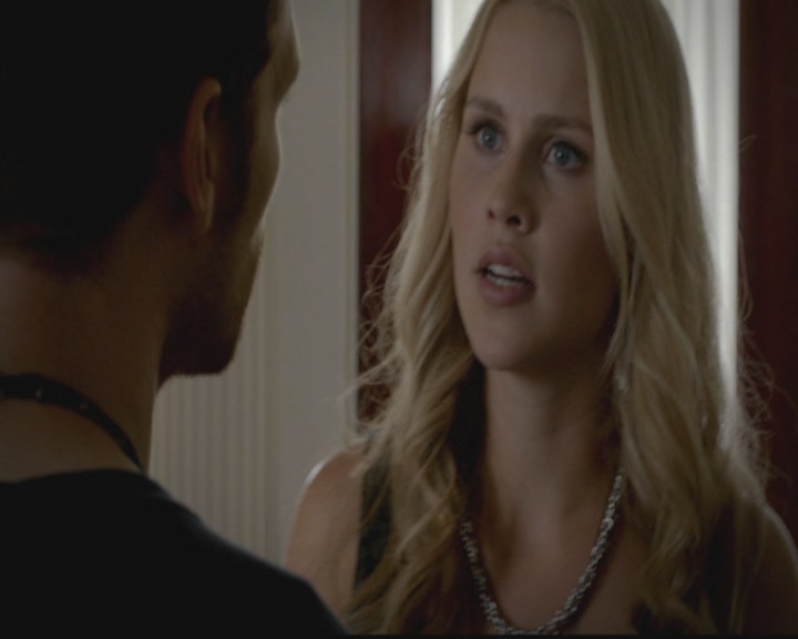 VampireDiariesWorld-dot-org_TheOriginals1x02HouseOfTheRisingSun2260.jpg