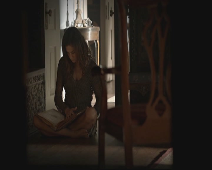 VampireDiariesWorld-dot-org_TheOriginals1x03TangledUpInBlue0052.jpg