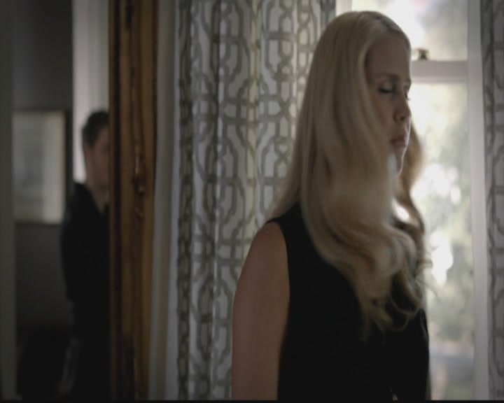 VampireDiariesWorld-dot-org_TheOriginals1x03TangledUpInBlue0094.jpg