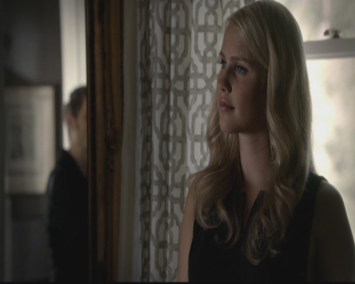 VampireDiariesWorld-dot-org_TheOriginals1x03TangledUpInBlue0104.jpg