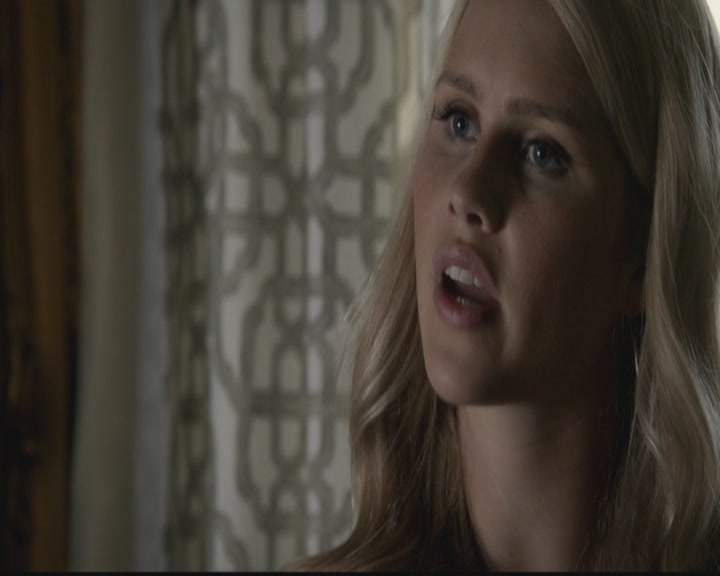 VampireDiariesWorld-dot-org_TheOriginals1x03TangledUpInBlue0109.jpg