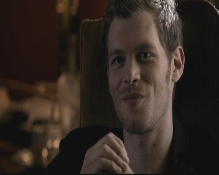 VampireDiariesWorld-dot-org_TheOriginals1x03TangledUpInBlue0188.jpg