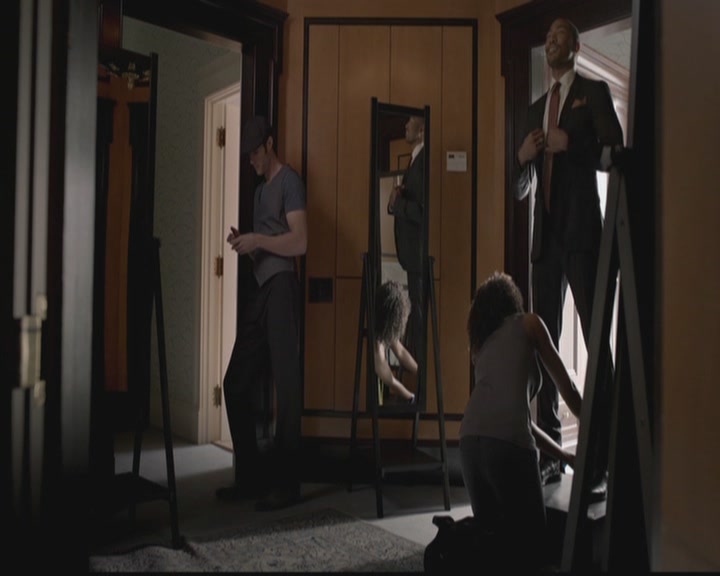 VampireDiariesWorld-dot-org_TheOriginals1x03TangledUpInBlue0224.jpg