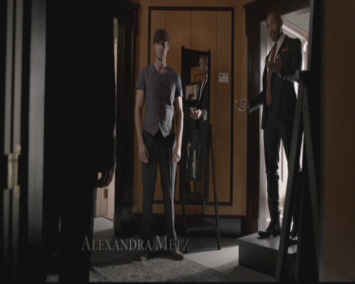 VampireDiariesWorld-dot-org_TheOriginals1x03TangledUpInBlue0271.jpg