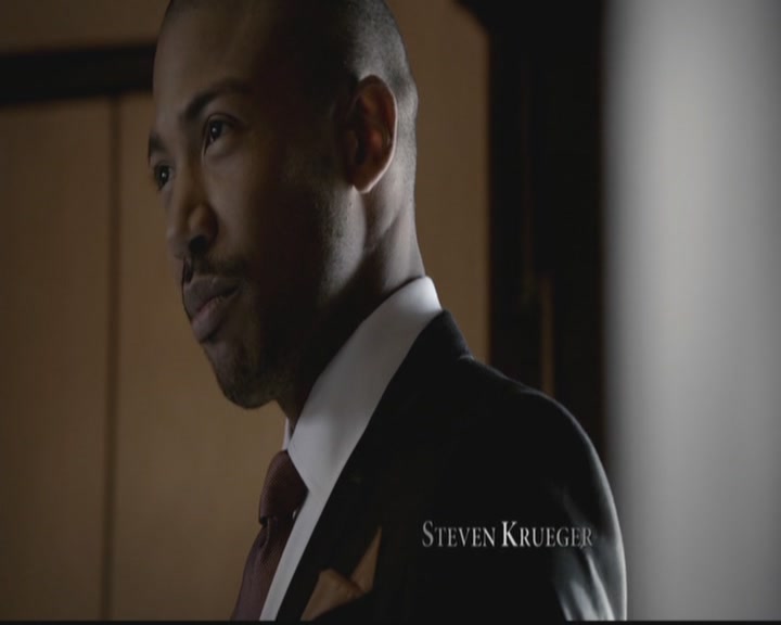 VampireDiariesWorld-dot-org_TheOriginals1x03TangledUpInBlue0279.jpg