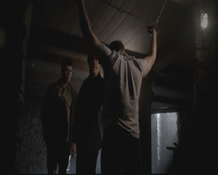 VampireDiariesWorld-dot-org_TheOriginals1x03TangledUpInBlue0455.jpg