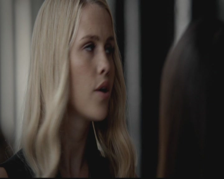 VampireDiariesWorld-dot-org_TheOriginals1x03TangledUpInBlue0482.jpg