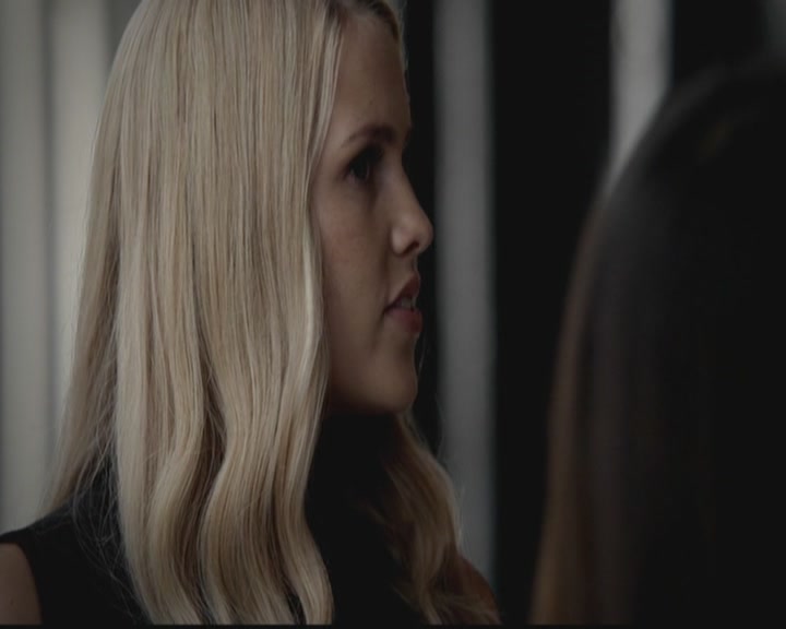 VampireDiariesWorld-dot-org_TheOriginals1x03TangledUpInBlue0483.jpg