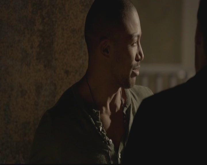 VampireDiariesWorld-dot-org_TheOriginals1x03TangledUpInBlue0726.jpg