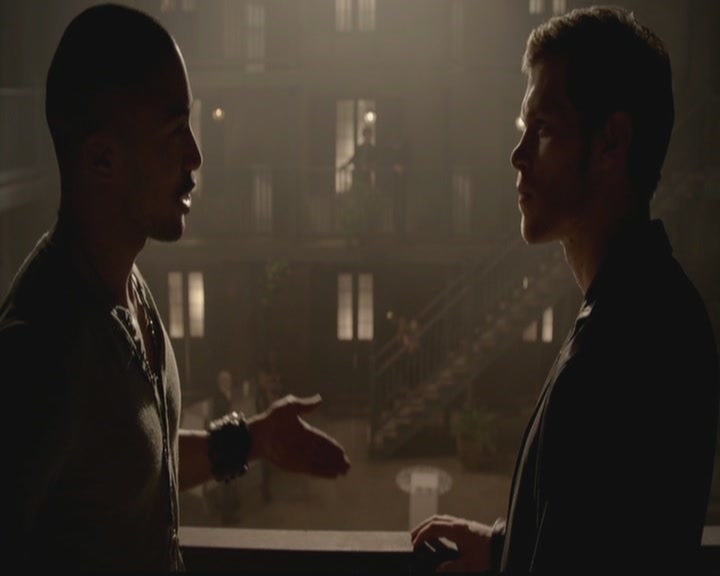 VampireDiariesWorld-dot-org_TheOriginals1x03TangledUpInBlue0744.jpg