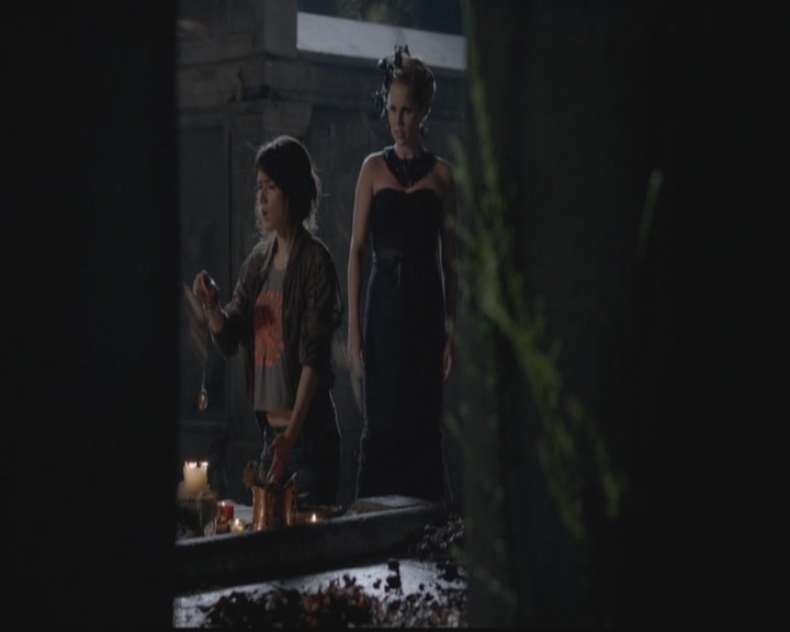 VampireDiariesWorld-dot-org_TheOriginals1x03TangledUpInBlue1680.jpg