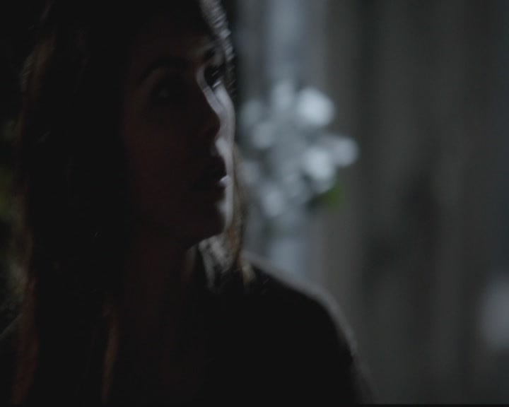 VampireDiariesWorld-dot-org_TheOriginals1x03TangledUpInBlue1727.jpg