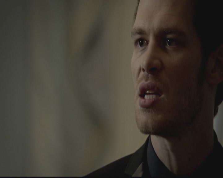 VampireDiariesWorld-dot-org_TheOriginals1x03TangledUpInBlue2044.jpg