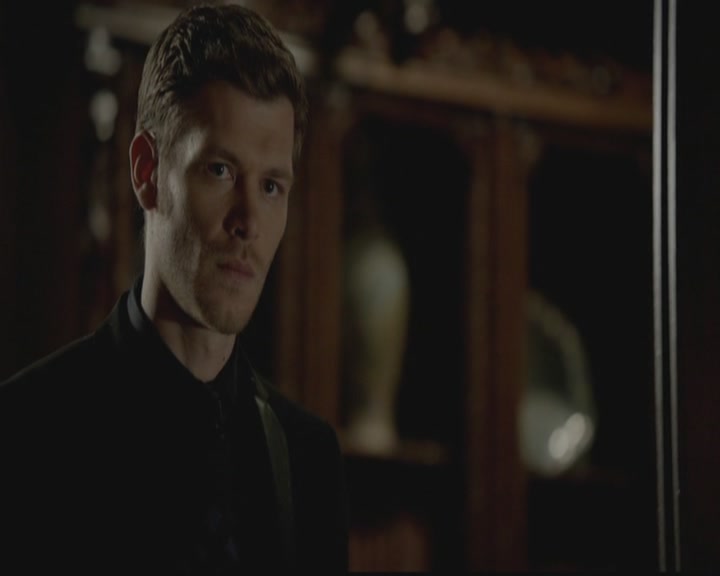 VampireDiariesWorld-dot-org_TheOriginals1x03TangledUpInBlue2126.jpg VampireDiariesWorld-dot-org_TheOriginals1x03TangledUpInBlue2126.jpg