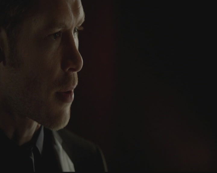 VampireDiariesWorld-dot-org_TheOriginals1x03TangledUpInBlue2151.jpg