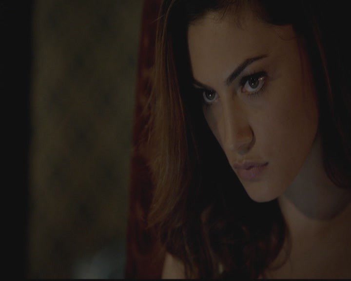 VampireDiariesWorld-dot-org_TheOriginals1x03TangledUpInBlue2312.jpg