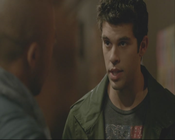 VampireDiariesWorld-dot-org_TheOriginals1x04GirlInNewOrleans-deletedscene0062.jpg
