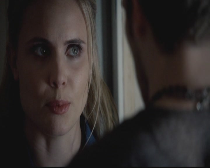 VampireDiariesWorld-dot-org_TheOriginals1x04GirlInNewOrleans0212.jpg