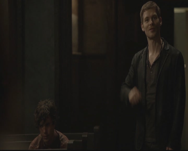 VampireDiariesWorld-dot-org_TheOriginals1x04GirlInNewOrleans1508.jpg