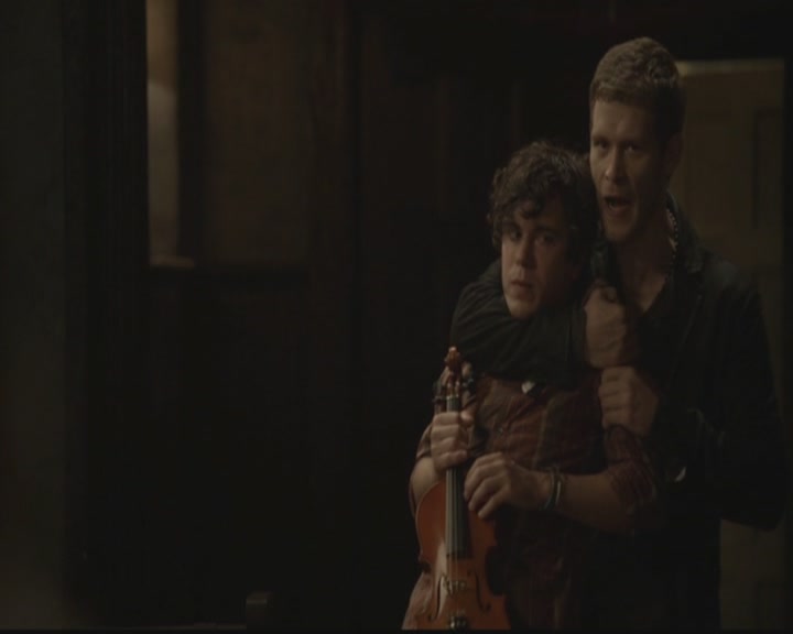 VampireDiariesWorld-dot-org_TheOriginals1x04GirlInNewOrleans1541.jpg