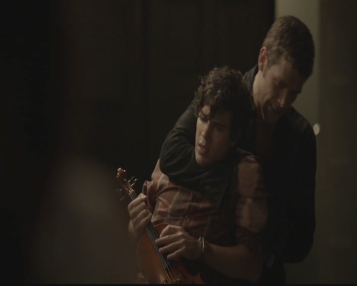 VampireDiariesWorld-dot-org_TheOriginals1x04GirlInNewOrleans1567.jpg