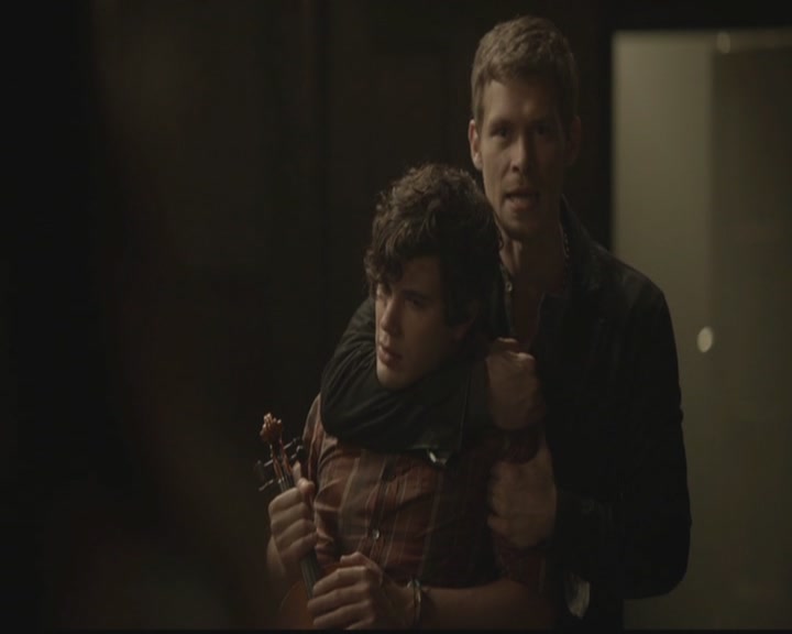 VampireDiariesWorld-dot-org_TheOriginals1x04GirlInNewOrleans1578.jpg