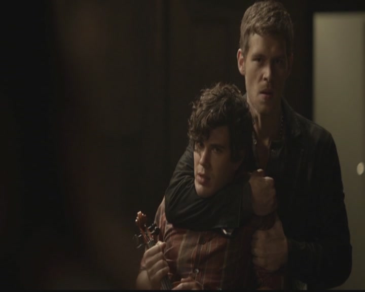 VampireDiariesWorld-dot-org_TheOriginals1x04GirlInNewOrleans1582.jpg
