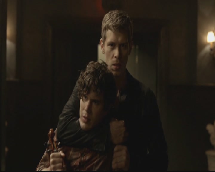 VampireDiariesWorld-dot-org_TheOriginals1x04GirlInNewOrleans1586.jpg